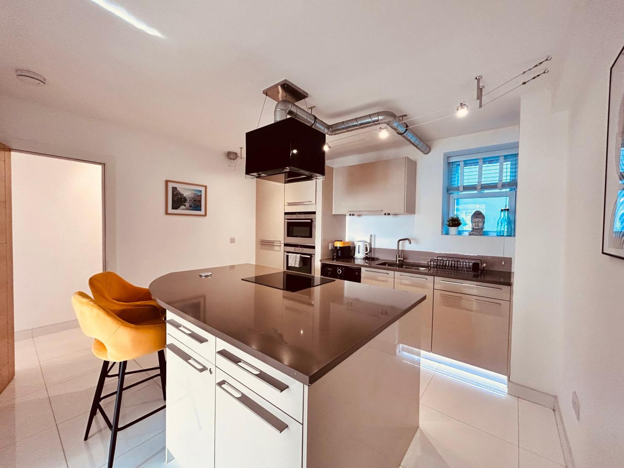 Stunning Spacious B.Apt. Slps.4 London Exteriör bild