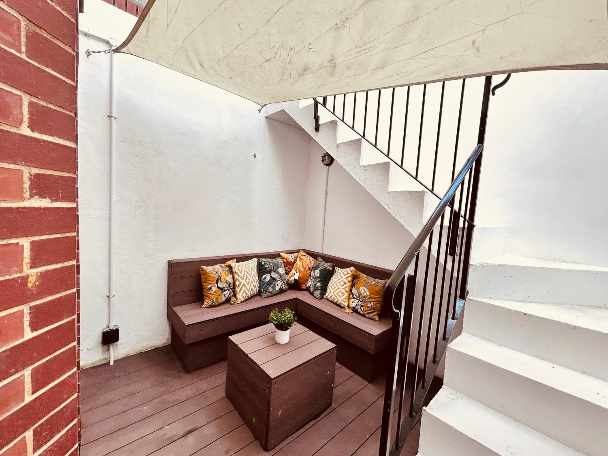 Stunning Spacious B.Apt. Slps.4 London Exteriör bild