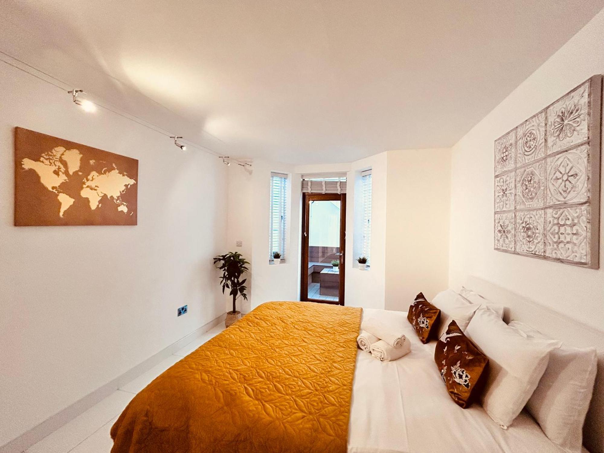 Stunning Spacious B.Apt. Slps.4 London Exteriör bild