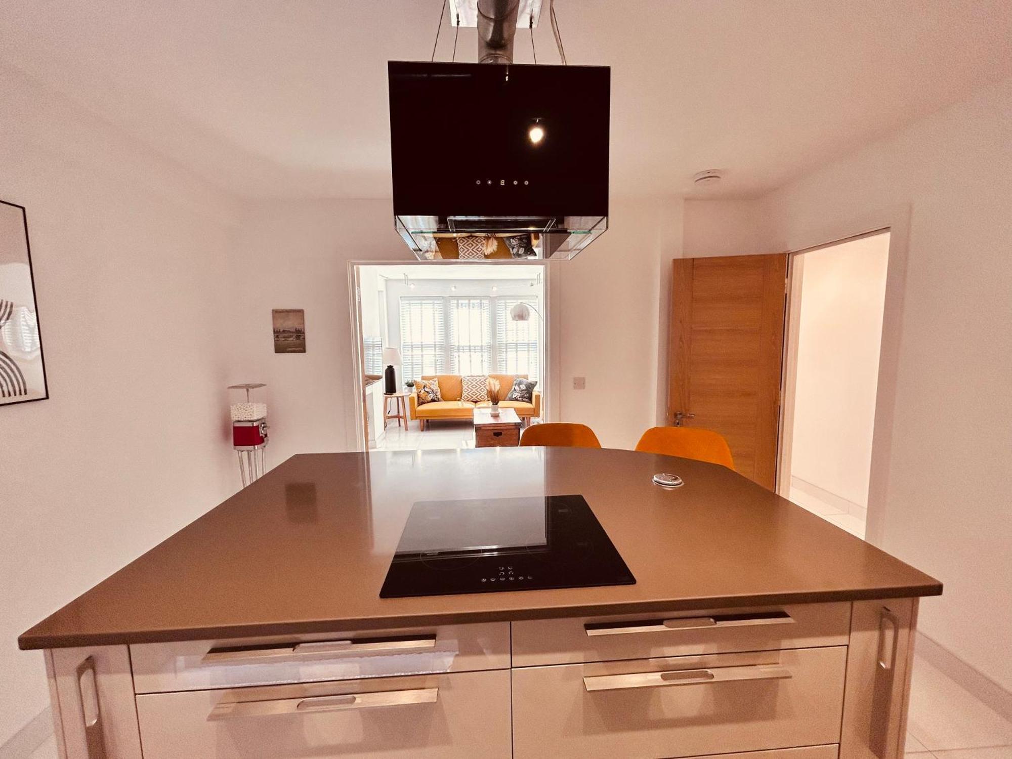 Stunning Spacious B.Apt. Slps.4 London Exteriör bild