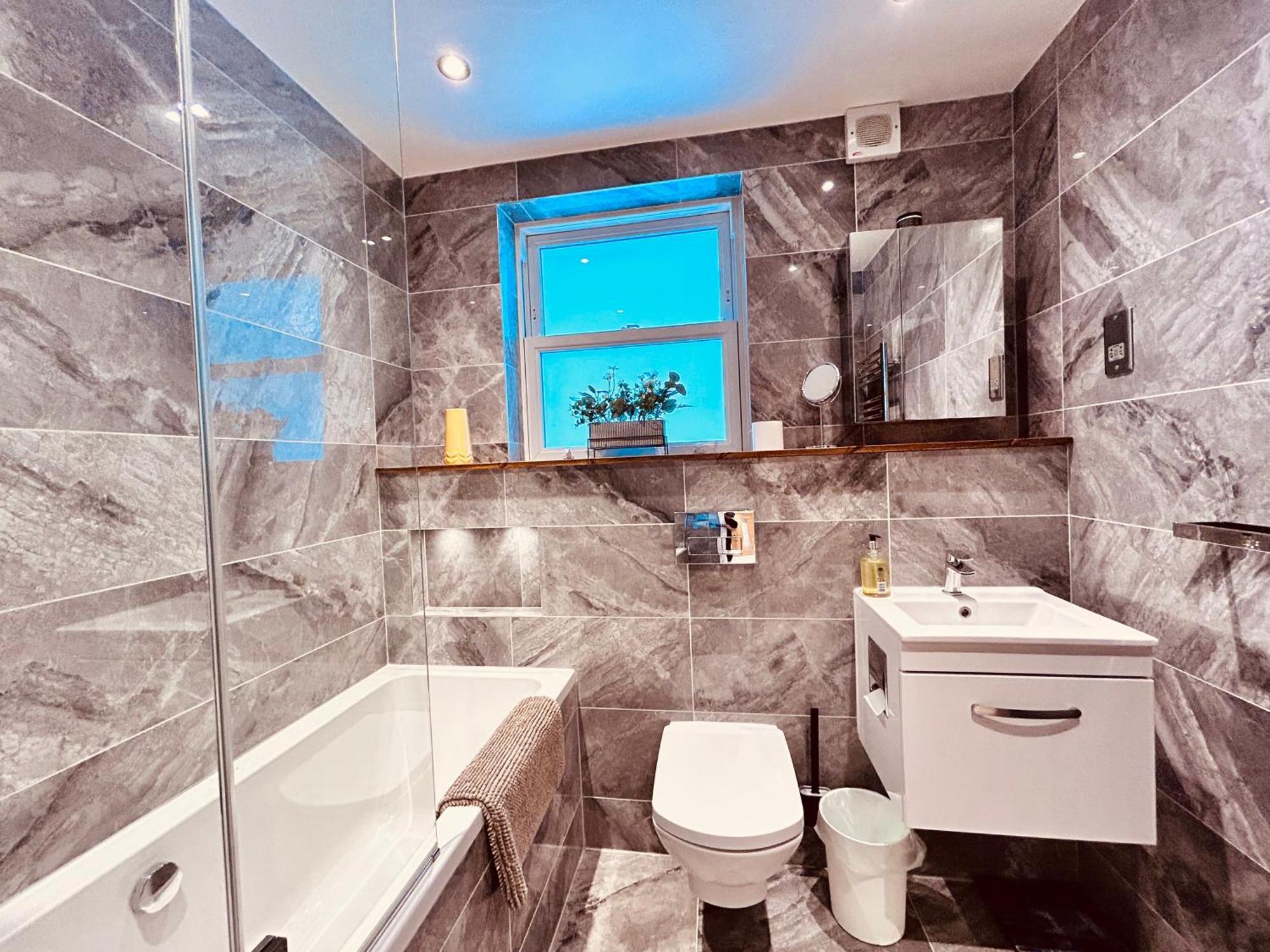 Stunning Spacious B.Apt. Slps.4 London Exteriör bild